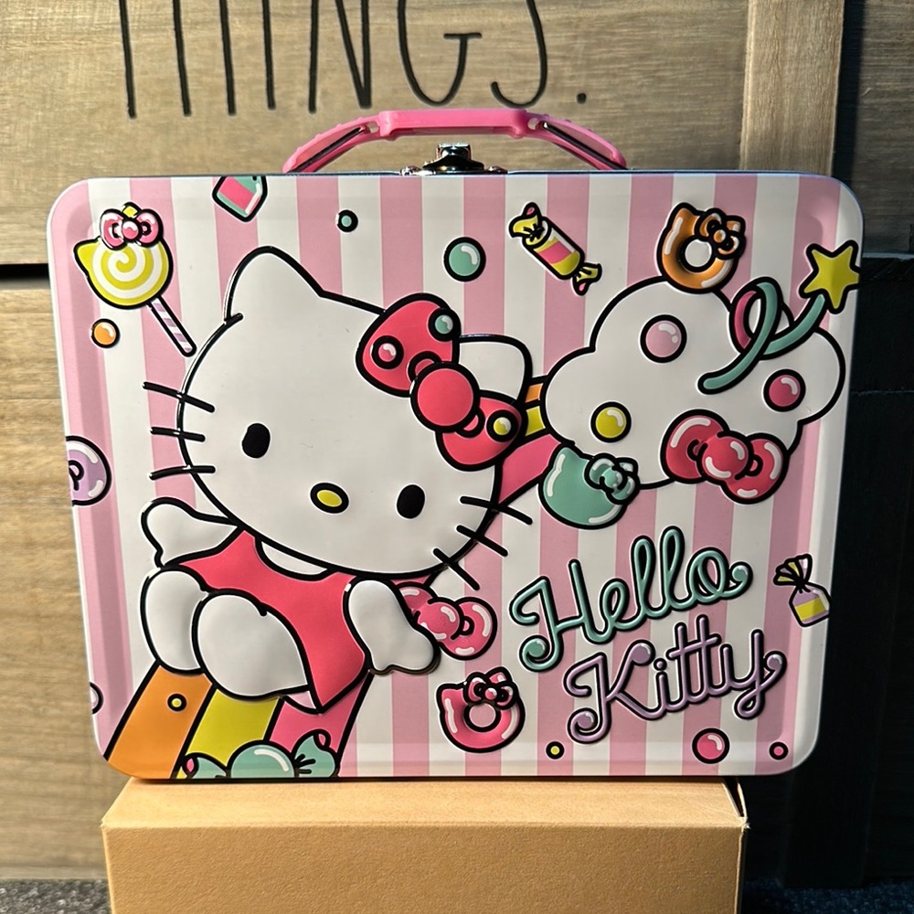 Hello Kitty Pink Striped Lunchbox